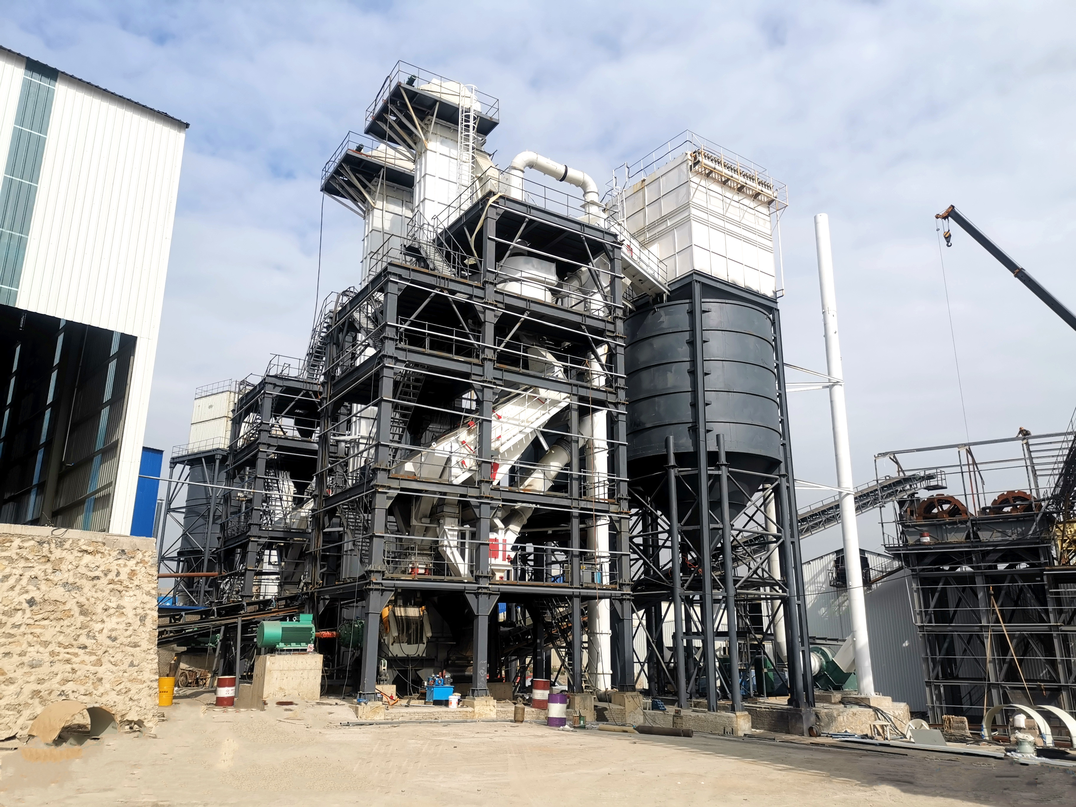 告別高耗低效！干法制砂樓工藝優勢大揭秘，難怪成行業新寵